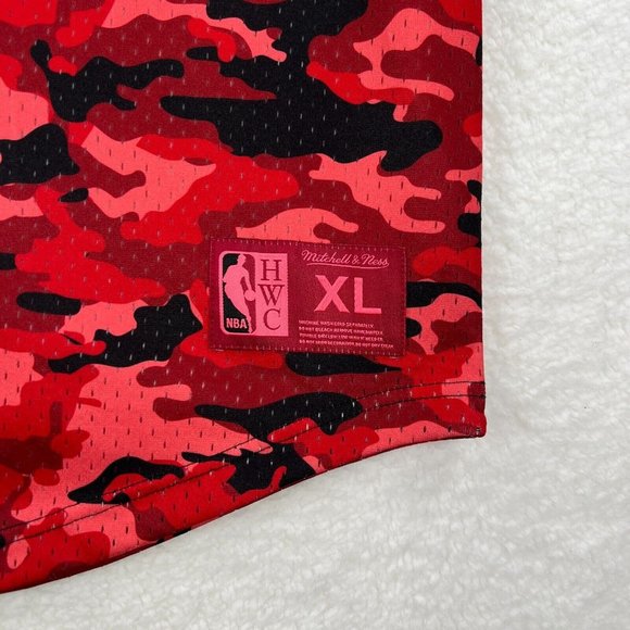 Mitchell & Ness Jersey Men XL Camo Atlanta Hawks Baseball Rare Rap Hip Hop ATL - Picture 9 of 16